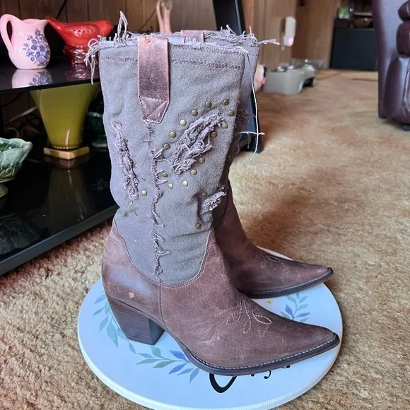 Women’s vintage Penny ❤️ Kenny genuine leather western pointy toe boots. - Picture 6 of 17